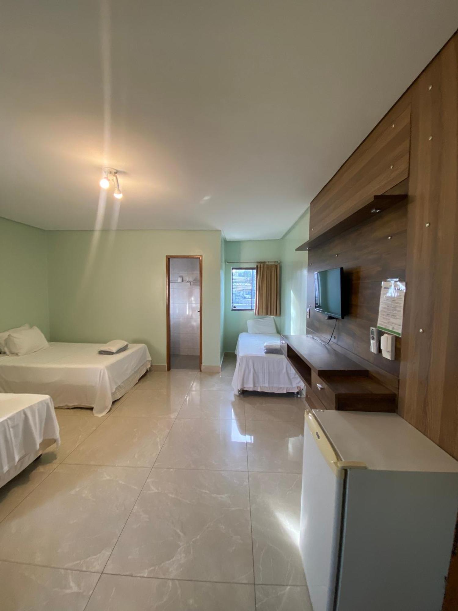 Hotel Mendes Azevedo Гояния Экстерьер фото