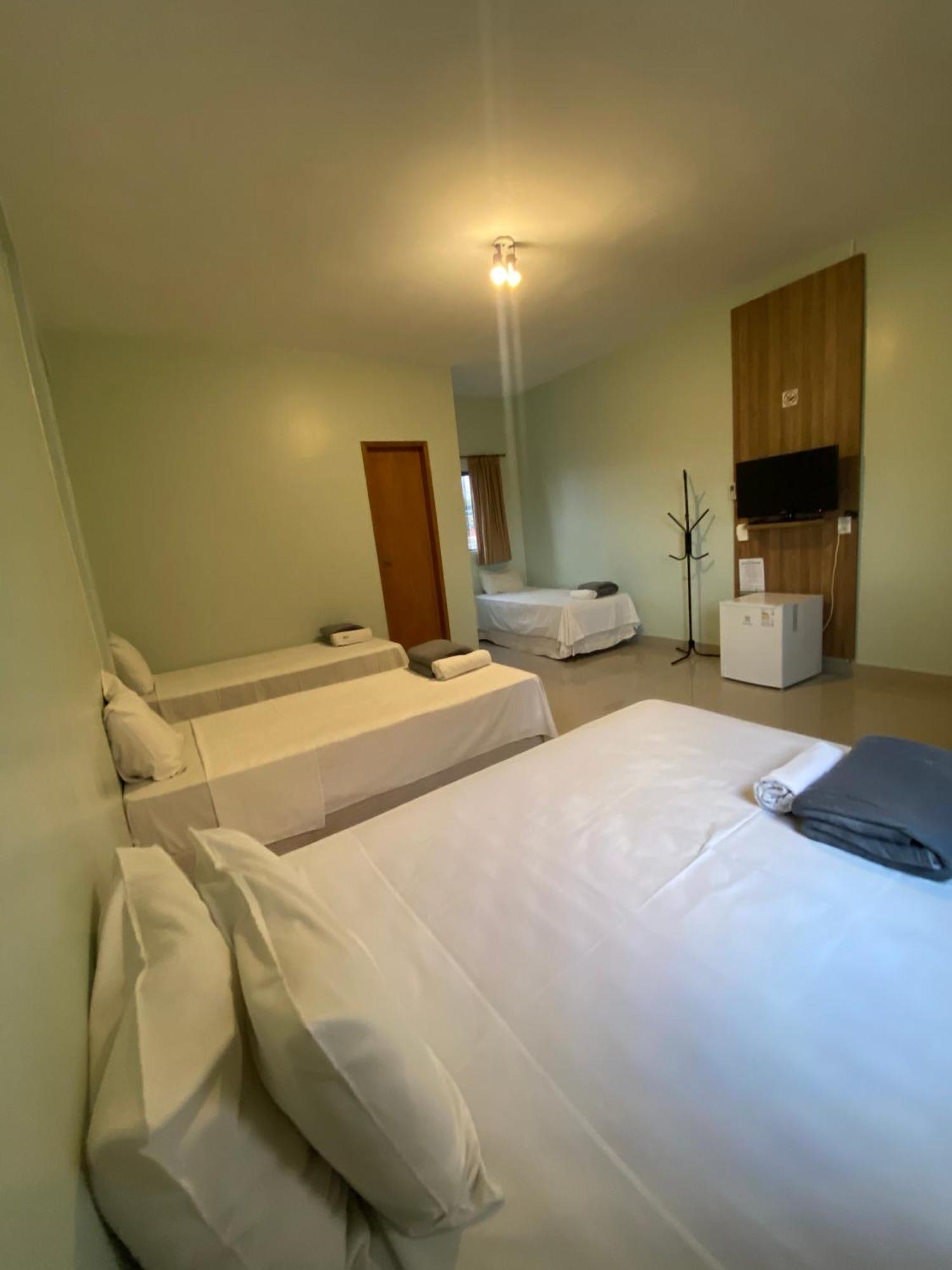 Hotel Mendes Azevedo Гояния Экстерьер фото