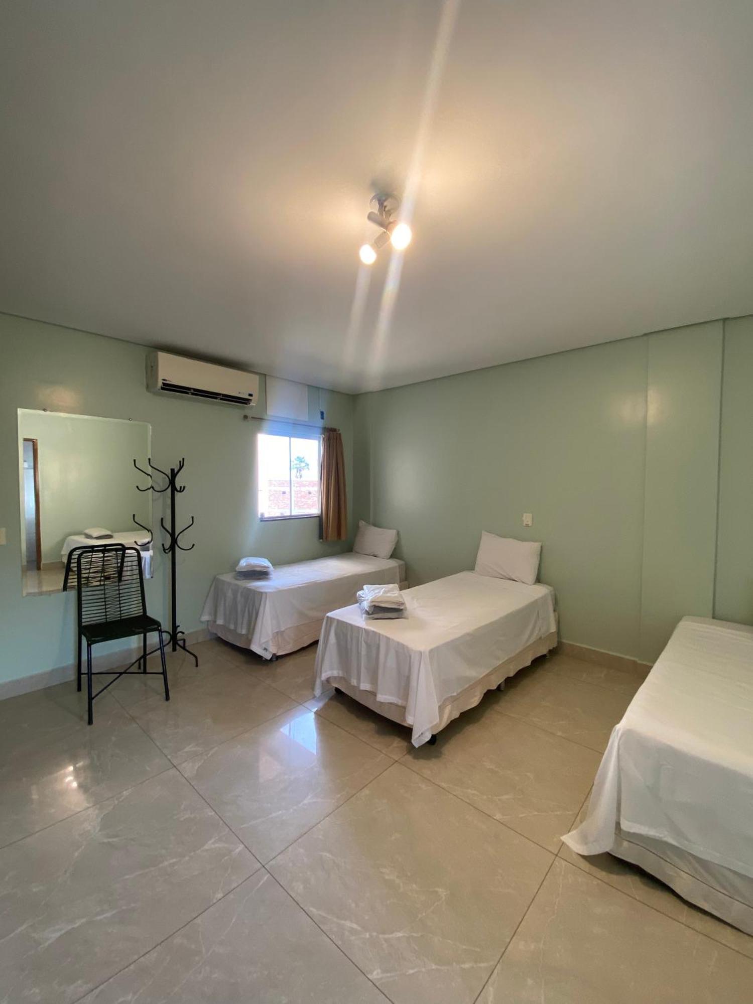 Hotel Mendes Azevedo Гояния Экстерьер фото
