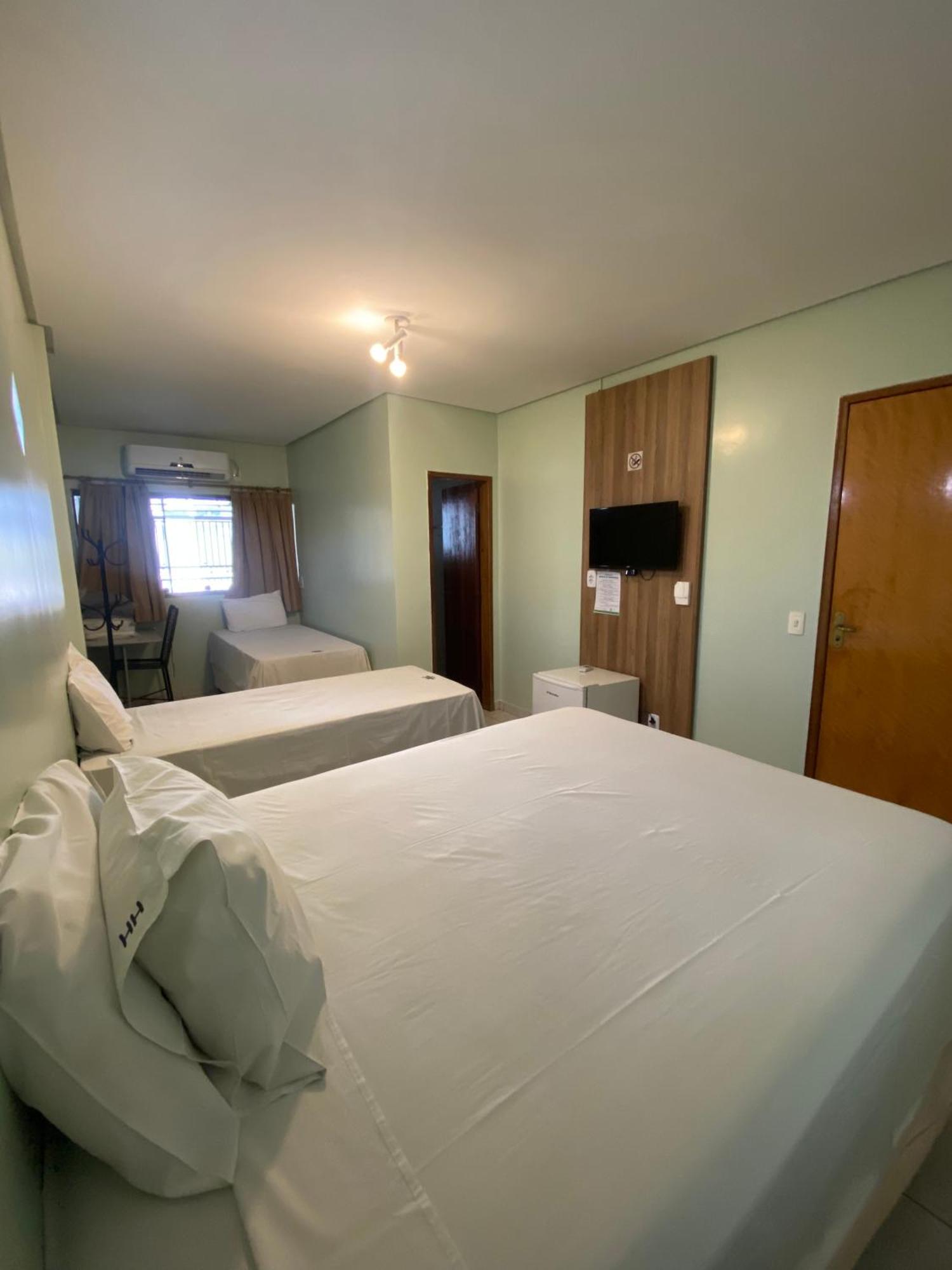 Hotel Mendes Azevedo Гояния Экстерьер фото
