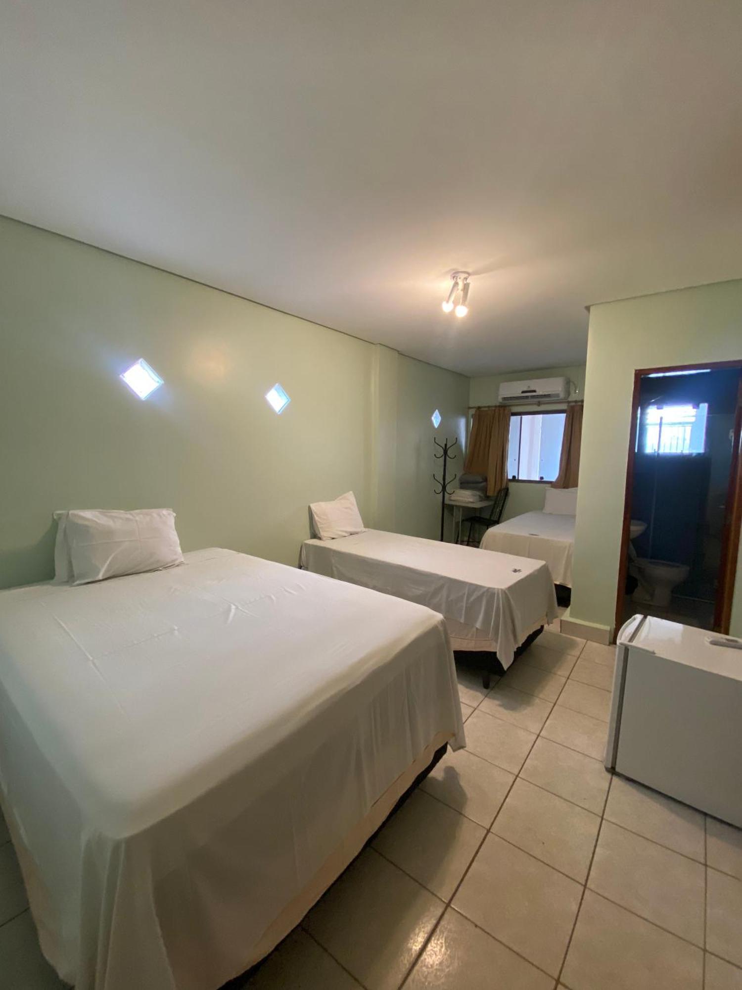 Hotel Mendes Azevedo Гояния Экстерьер фото