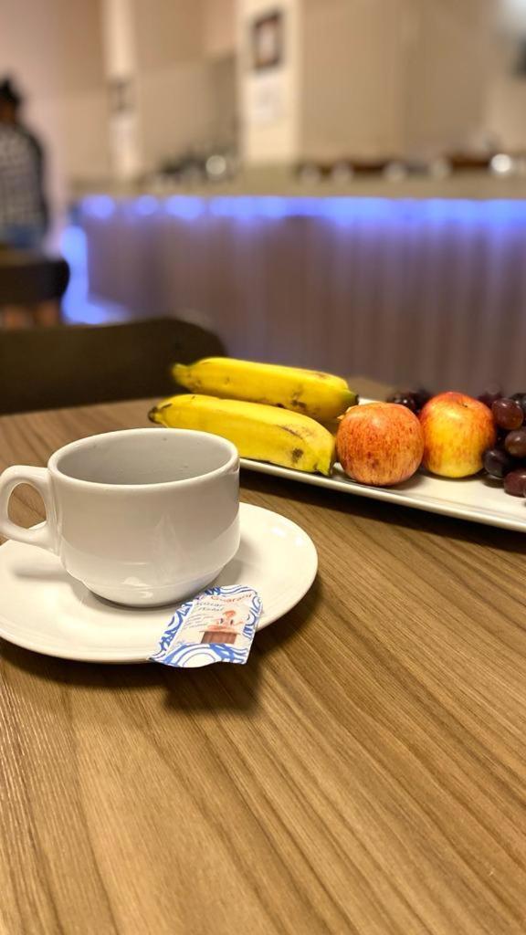 Hotel Mendes Azevedo Гояния Экстерьер фото